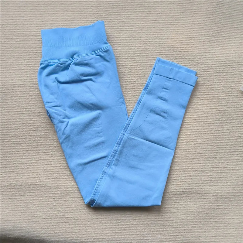 Curvy Comfort Seamless Leggings™